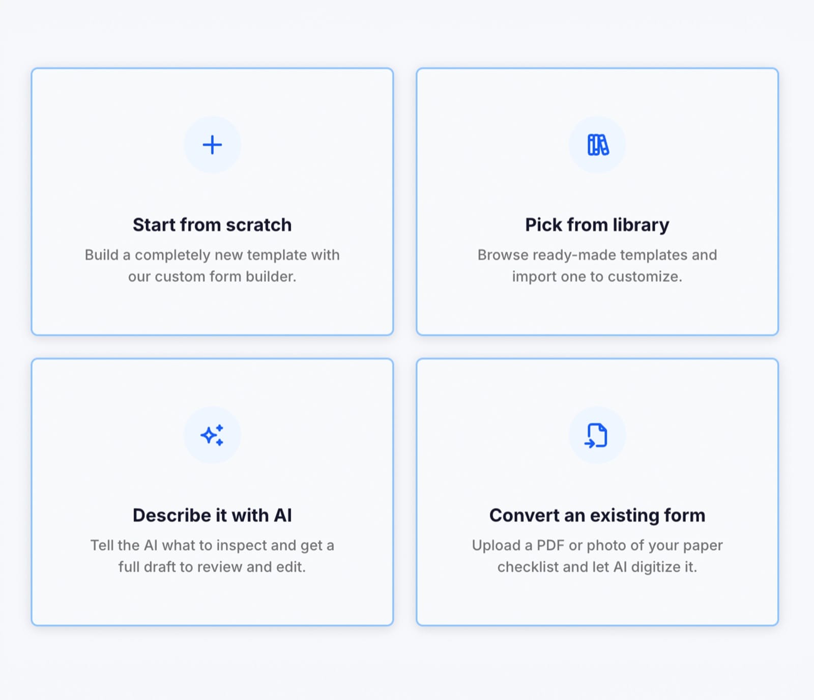 El constructor de listas de comprobación, con secciones y preguntas ordenadas arrastrando